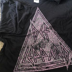 Letluv Def Leppand Tshirt